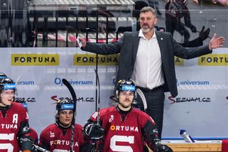 Sparta pyká za Nedvědova slova. Od ředitele extraligy vyfasovala pokutu - Sport.cz